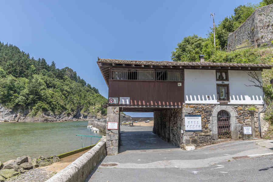 Vizcaya - Ea 13.jpg
